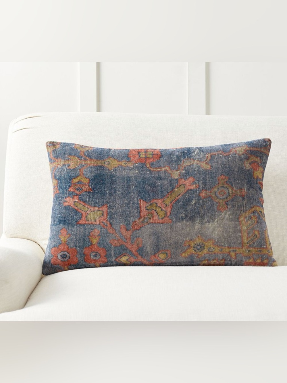 🌙 B26 Pottery Barn pillow cover (16x26”)